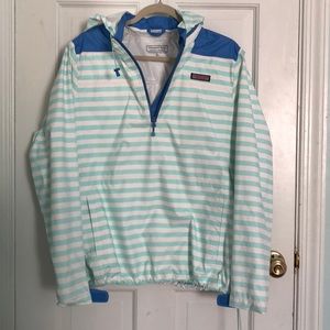 Striped Vineyard Vines Men’s Raincoat. XL